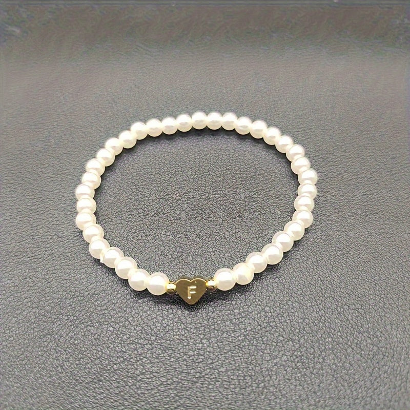 Elegáns Karkötő Szív Kezdőbetűvel (A–Z)