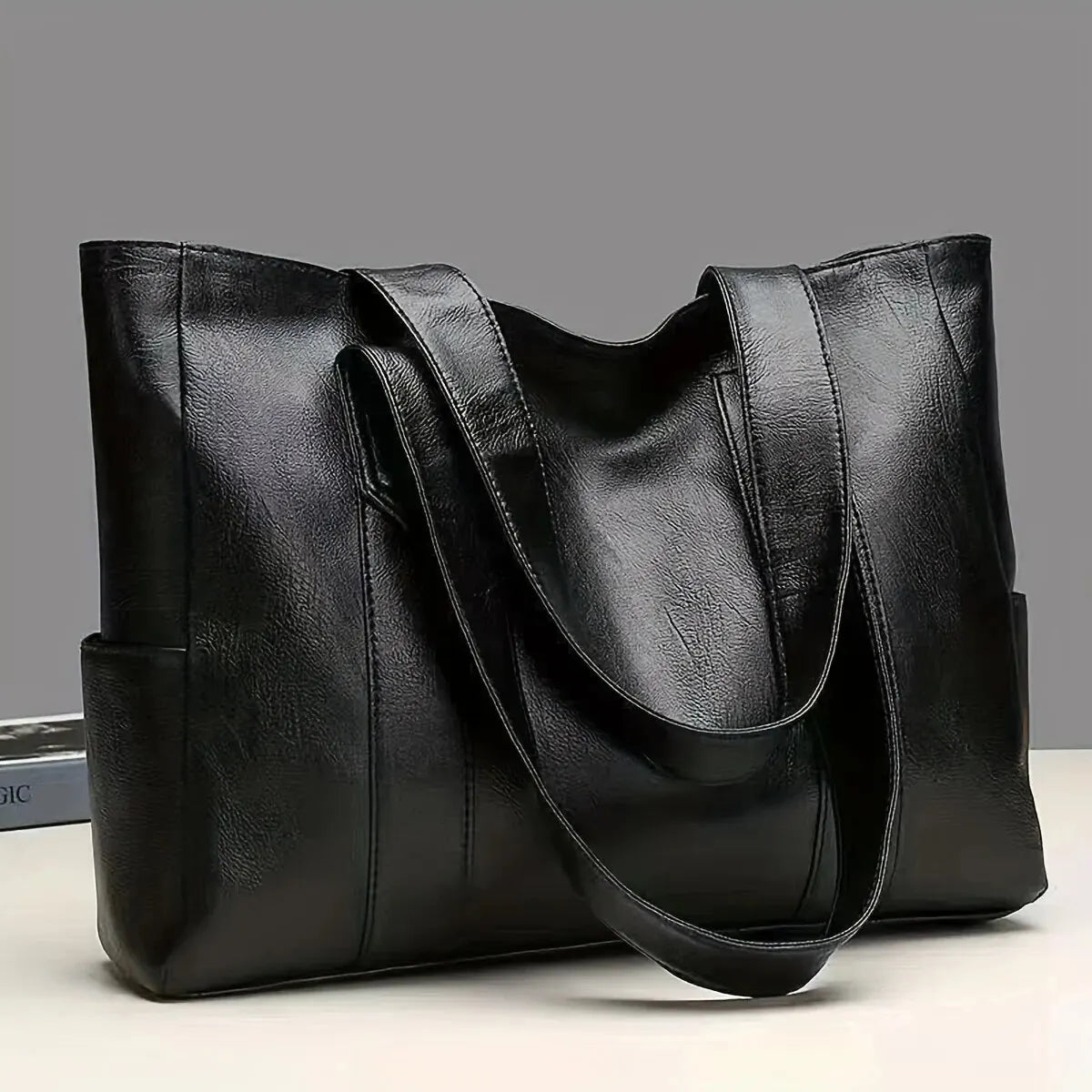 Dóra | Klasszikus táska időtlen eleganciával